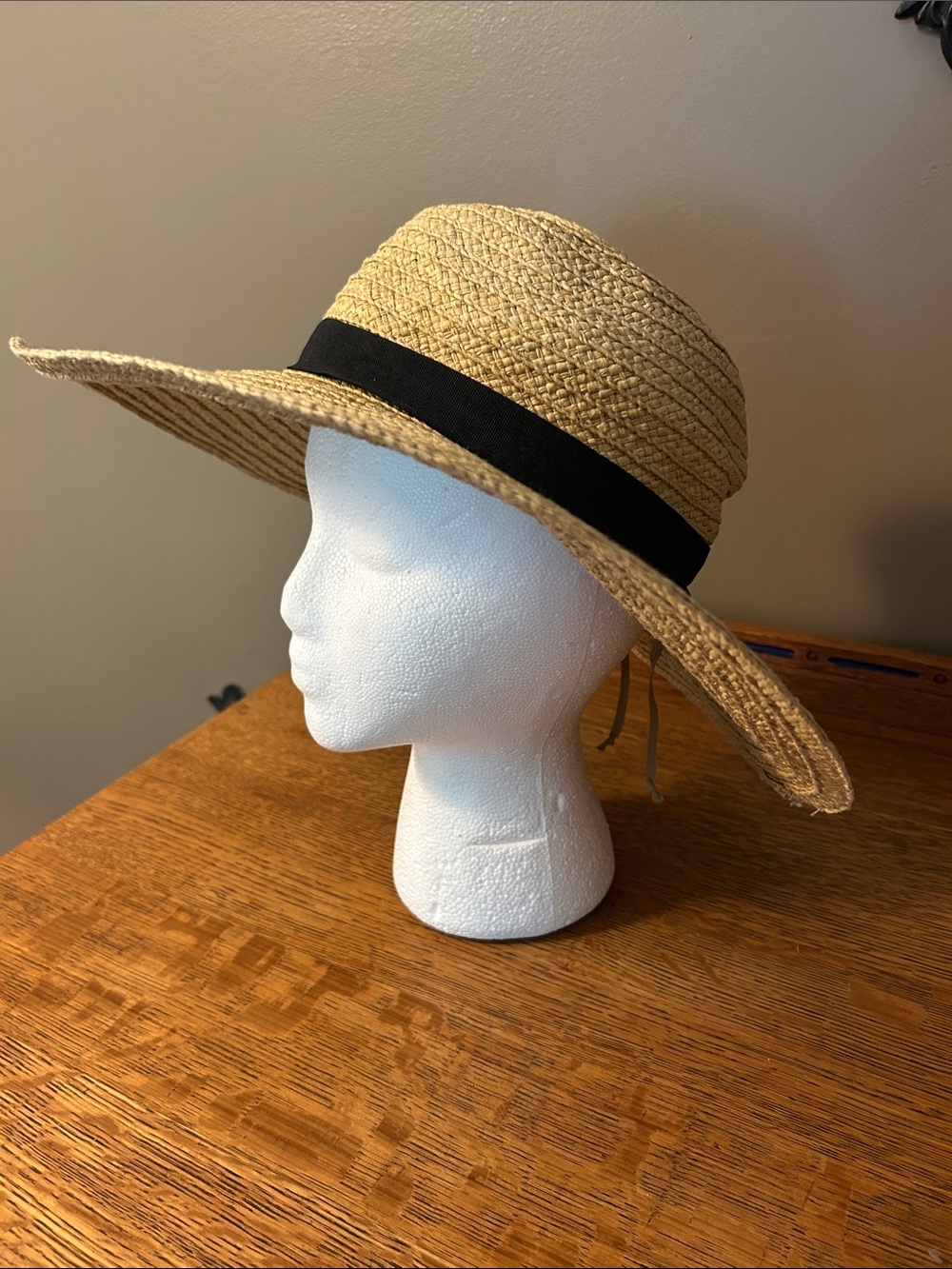 Tommy Bahama Natural Straw Sun Hat with Black Band